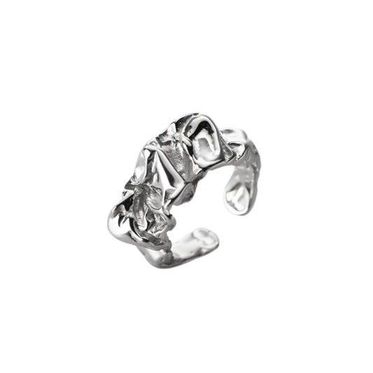 ‘Scrunched Up Foil’ Ring