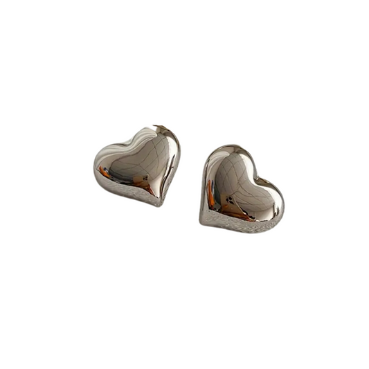 ‘Mini Bean Hearts’ Ear Studs